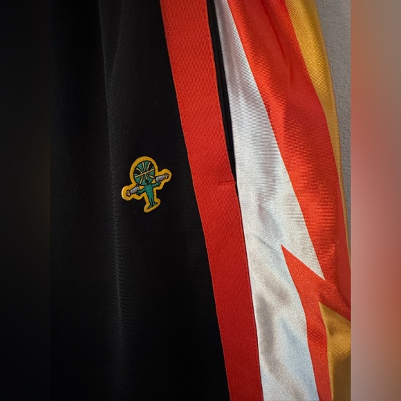 Nike DNA Rayguns Mens Sz Large Black Orange White Basketball Shorts DJ5322-010 - Picture 2 of 6